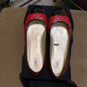 Red black Cato flats